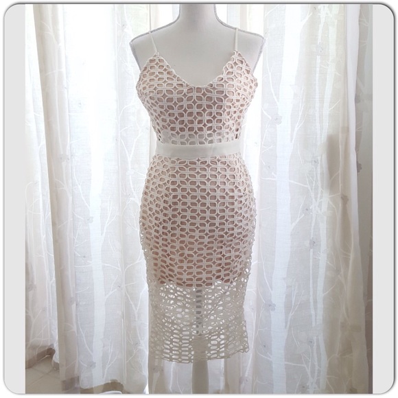 Dresses & Skirts - Dress